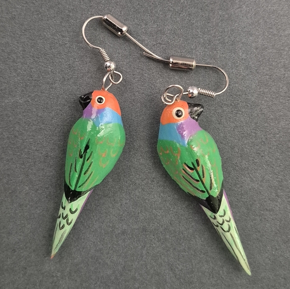 Vintage Hand-painted Colorful Wood Parrot Bird Earrings - Picture 4 of 5